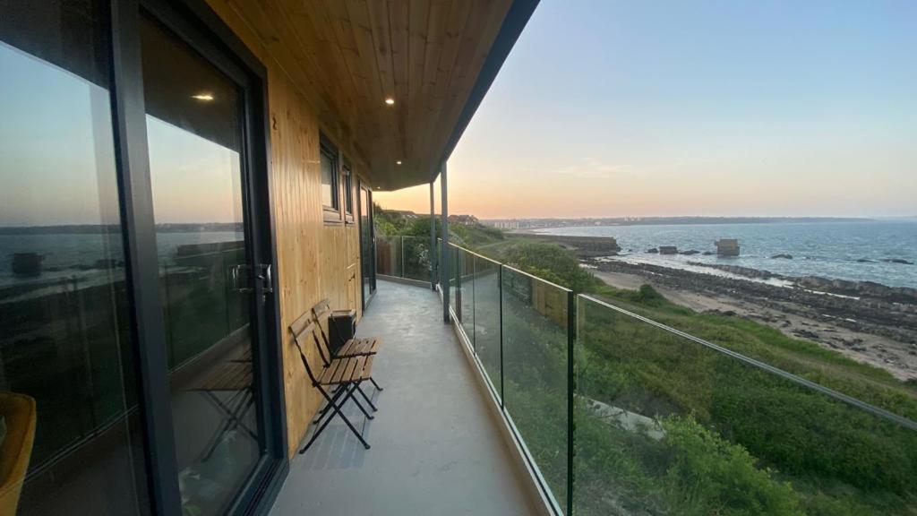 Luxury Beach Front Rooms- Pma Kirkcaldy Exterior photo