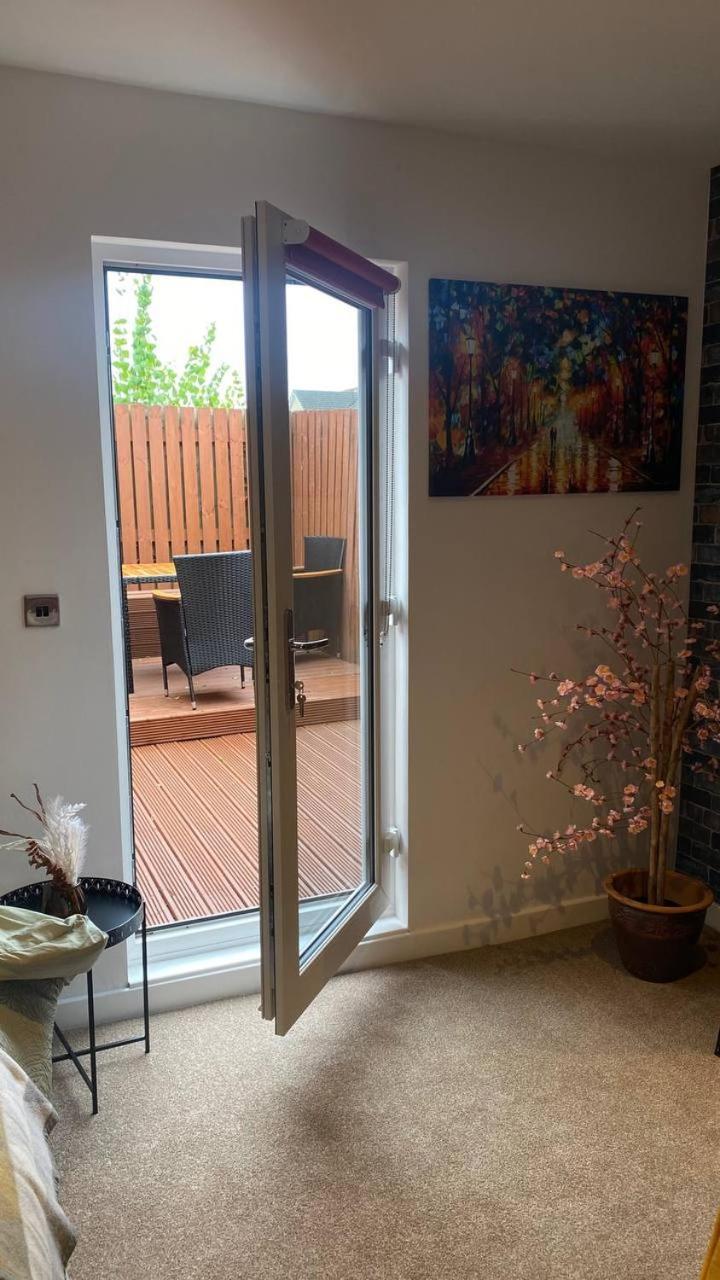 Luxury Beach Front Rooms- Pma Kirkcaldy Exterior photo
